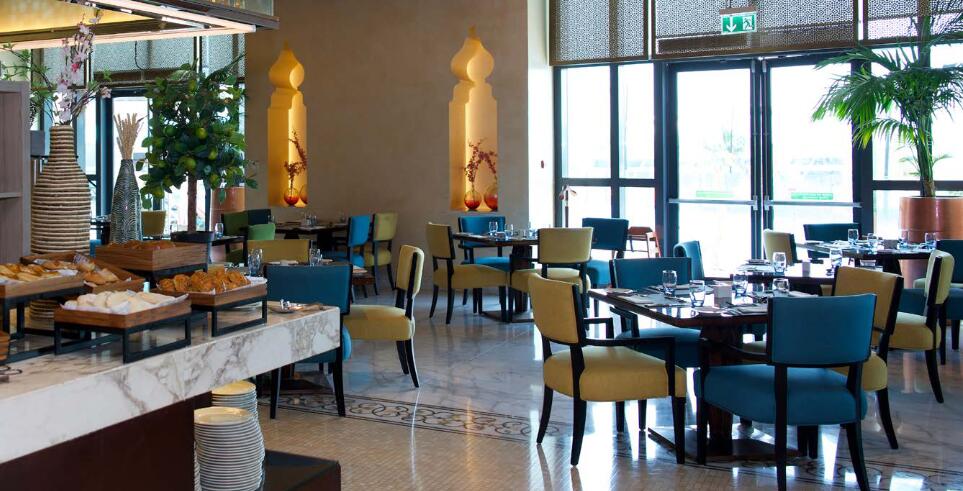 Bab Al Qasr Canal View Residence 22 35